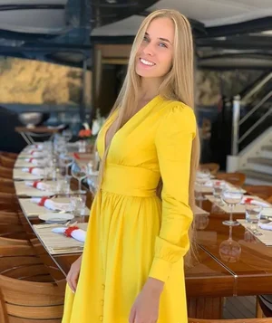 Angela Escort